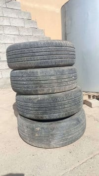 اسلام عليكم تايرات للبيع نص عمر نضاف حجم  15 على 65على 195 السعر 65 وب...