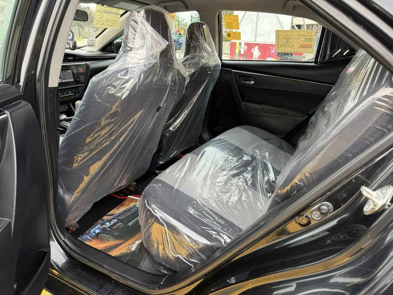 تيوتا كورلا 2018 LE محرك 1800 رقم اربيل الدولي الجديد هزه والفحص الجديد باسمي شرط التحويل كير ومحرك شرط كفالة تخم تاير  جديد حجر بيئه رادار شركه حادثه جاملغ خلفي شرط بدون داخل بدون ارباك وهنا عندي أنشخط الجاملغ الامامي ورشيته كيلر مثل ما موضح بل سونار  وشرط وين متحب افحص سعر 130 مكان السياره ديالى بعقوبه *********** نذير
