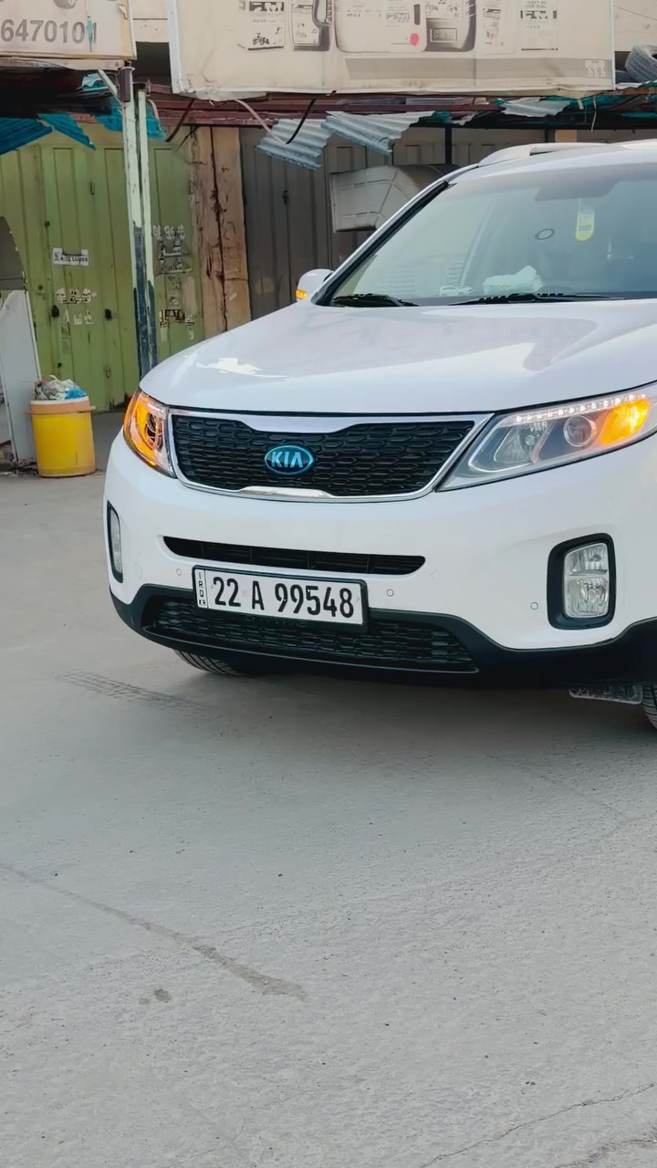 🚗 Kia Sorento 2015 للبيع

📍 الموقع: صلاح الدين – قضاء بلد
📅 الموديل: 2015
👥 عدد الركاب: 7 راكب
📏 الممشى: 220 ألف كم
🎨 اللون: أبيض
⚙️ المحرك: 6 سلندر قوي
❄️ التبريد: 3 قطع (أمامي + خلفي + وسط)
🛡️ مكفولة كفالة عامة ومكفولة من أي ضرر
📄 السيارة باسمي تحويل مباشر (تحويل مبار)
🔢 رقم أربيل الإنكليزي الجديد
✨ السيارة نظيفة جداً، قاعدة وحلوة وأحلى من الصور

💰 السعر: 22,000$ قابل للتفاوض للجادين
📞 التواصل: (***********) الاتصال او الاستفسار واتساب
