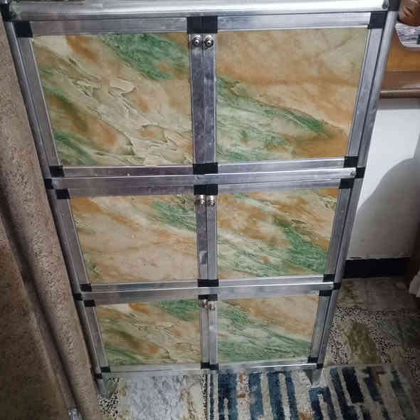 أغراض كله  نظيفة  للبيع    مكان  شعلة    واتس ***********
