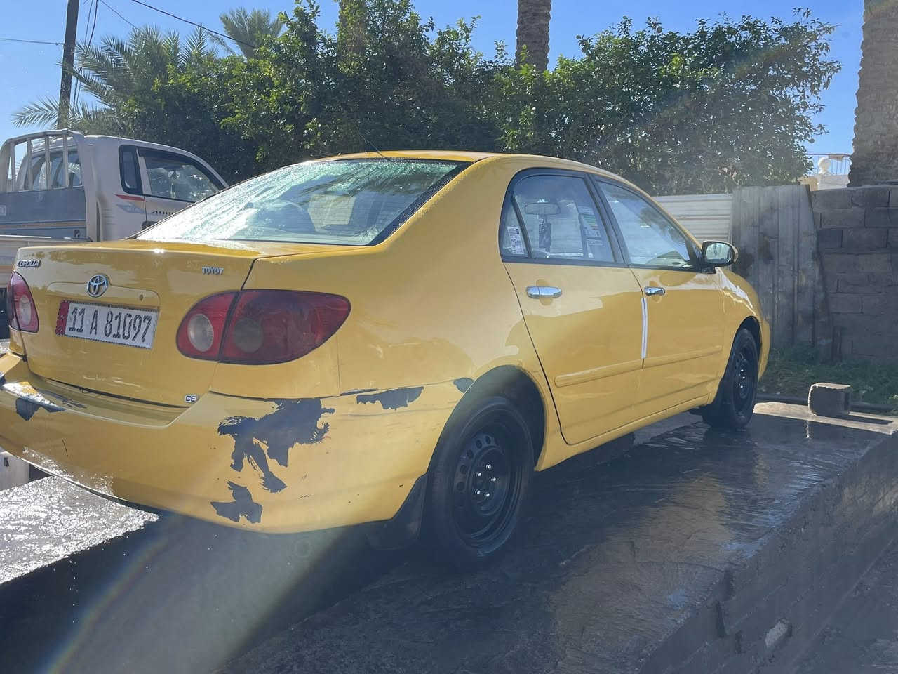 السلام عليكم كورلا نحلة 2007 للبيع او مراوس بخصوصي  السعر 73 وبيها مجال 

(بيها كير يحرك ثاني ابيعلك كير.)
***********
