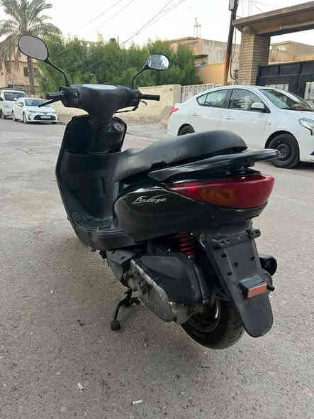 سلام عليكم درجه بريز  كابريتر لسرعه 140 درجه مكينه فول   نعومه  مكفوله من تبخير وتنقيص درجه  كلملة وراقهة كاملة ومنفيسهة  كهربائيات كله شغاله   سلف وهندر الايت عالي ناصي شغال هورن كوله شغال بريك مامي خلفي بل مكان درجه ماناقصها شي درجه  الشراي جيب فيتر وفحص مكاني بغداد 
السعر625
***********/ ما متواجد فيس
