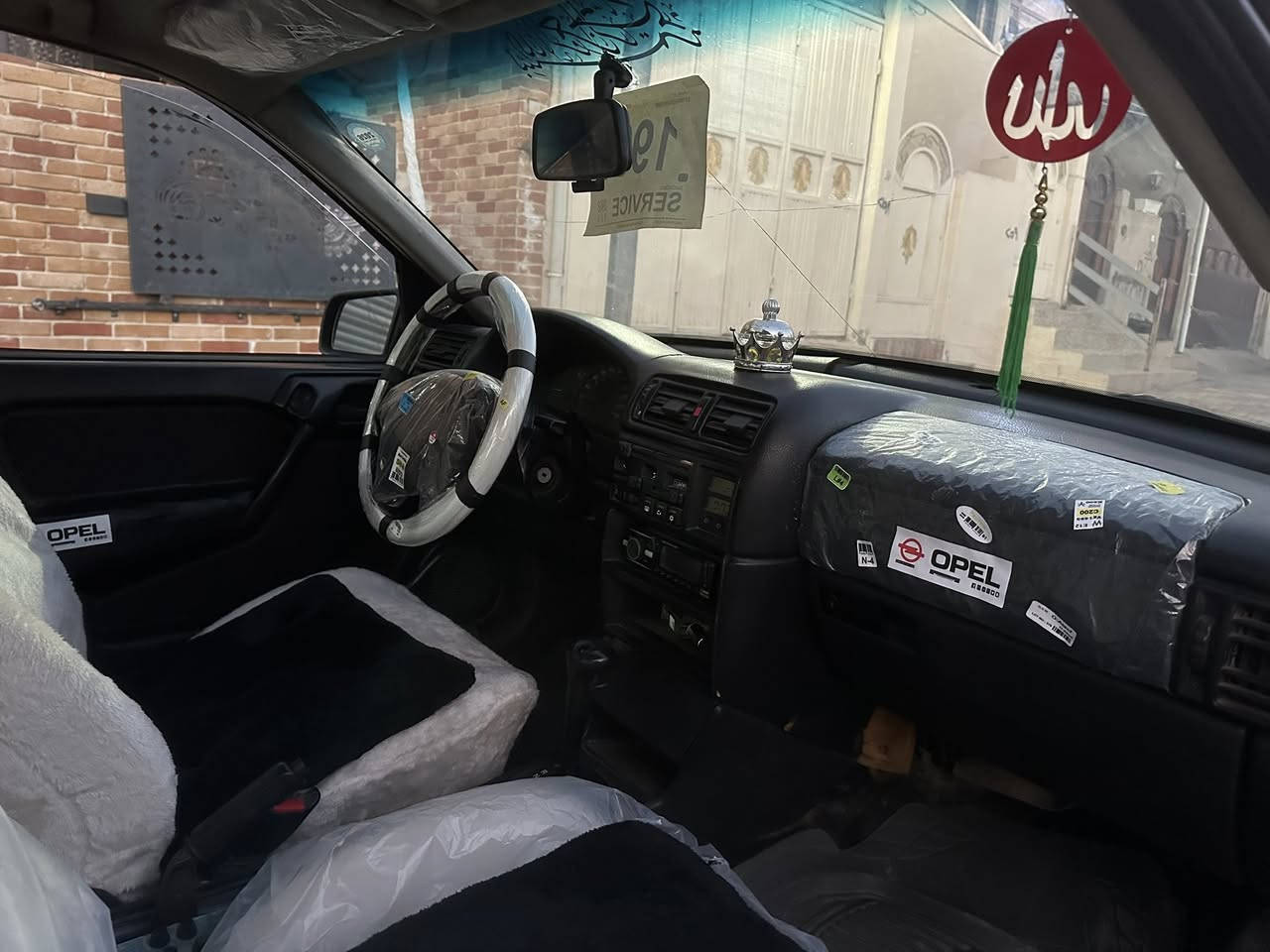 ئۆپڵ ڤیکترا 1995 فول بەس سڵاید نیە مەکینە 20 گێڕ تۆماتیک 
سەنەوی تازەیە تا 2030
4 جام کارەبا تەبرید ساردو گەرم ئاوێنە کارەبا گێڕو مەکینە مەزبوت چوار تایەو ویلی لۆکی لەژێرایە بێ تەقەو ڕەقە کامل بۆیاخە بۆ جوانی دەعمی قورسی نیە لە سلێمانیم 0773 804 0808 
اوبل فيكترا موديل 1995 فول بس بدون سلاي روف
مكينة 20 كير توماتيك
سنوی جدید 2030
4 جامات كهربا مري كهربا
تايرات جديدة كير مكينة شرط حدادية جديد  عام لجمالية مال جناي
مكاني سليمانية
***********
