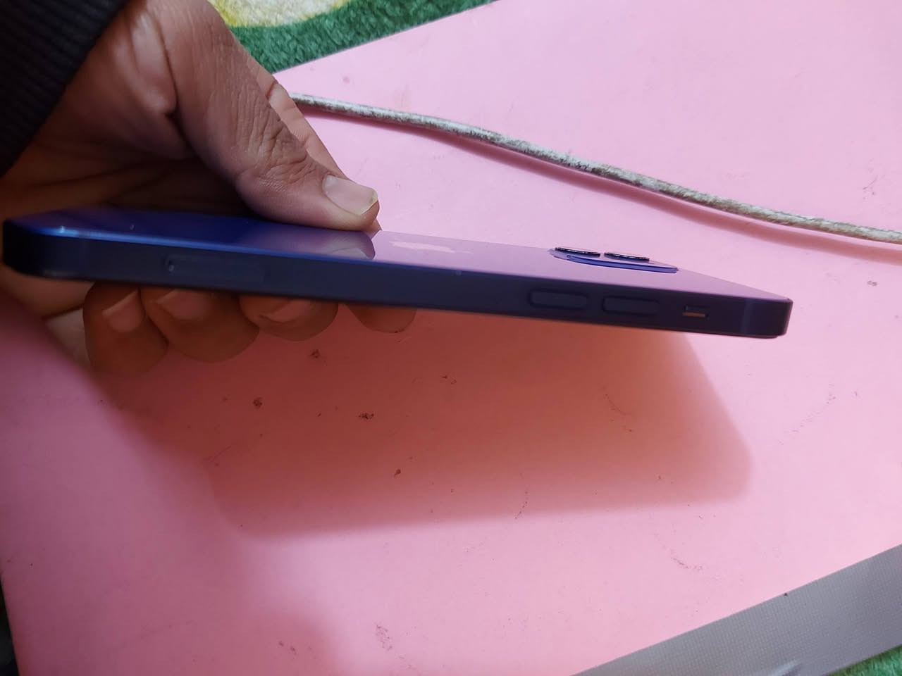 جهاز ايفون مقفول ايكلود جهاز نضيف مامفتوح رايده 300الف او ذاكو جهاز نضيف اروسه ونطي فرق رقم .‎0789 075 4959
