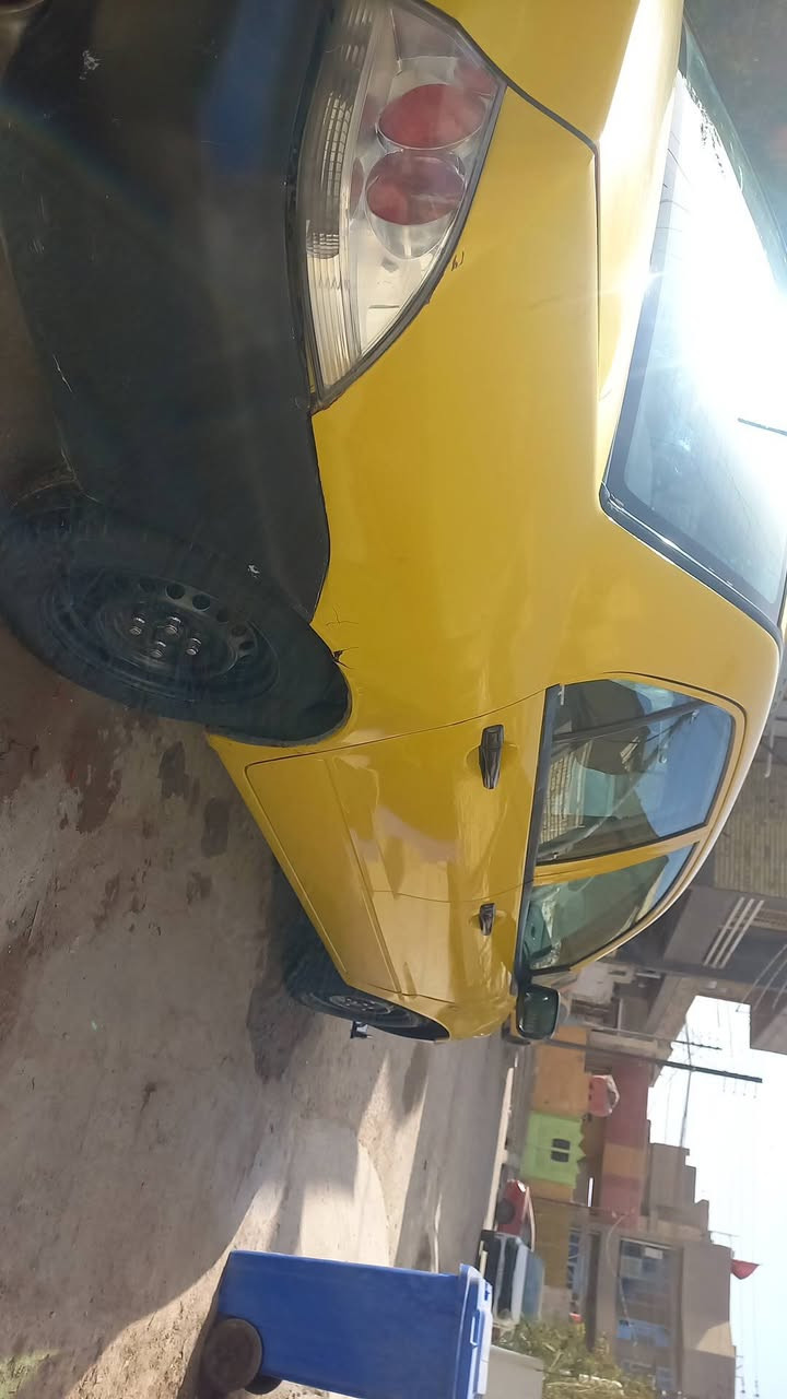 السلام عليكم لانسر ١٠ شركه لعامه رقم بغداد بسمي تبريد تتفئه شغاله كير محرك جدد بيهه طخه بجاملغ الأيمن مصبوغه حزام لجماليه ٦٥وبيهه مجال هذا رقمي ***********
