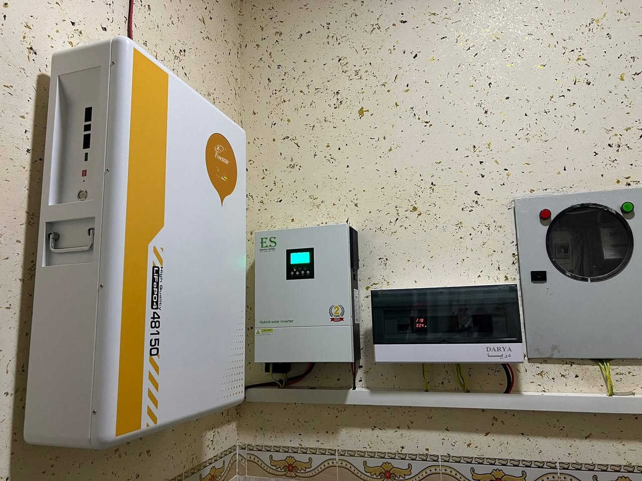 ودع المولدات حلول متكاملة في مجال الطاقة الشمسية للمنازل والمشاريع التجارية
تصميم احترافي – تنفيذ دقيق – دعم فني مستمر
نقدّم أفضل الأنظمة لضمان استقرار الطاقة بأعلى كفاءة ونوفر تركيب منظومات شمسية بأفضل الأسعار وجودة مضمونة، مع كفالة حقيقية وخدمة ما بعد البيع.
استثمر بشمس اليوم ووفّر لمستقبل أفضل 
للأستفسار الأتصال على الأرقام التالية..
***********
***********
