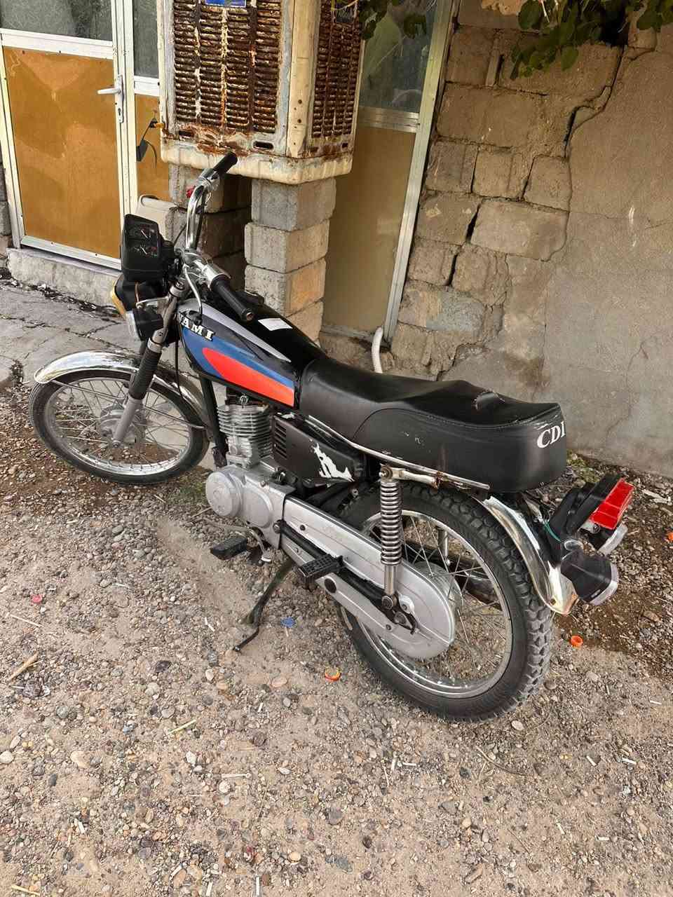 سلام عليكم دراجه للبيع سعر٣٠٠


**إذا كنت صاحب هذا الإعلان وتريد حذفه لأي سبب، رجاءا أرسل رسالة إلى الدعم الفني**