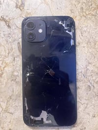 آيفون ١٢ • ذاكرة ١٢٨ • شاشة وبطارية مبدلة