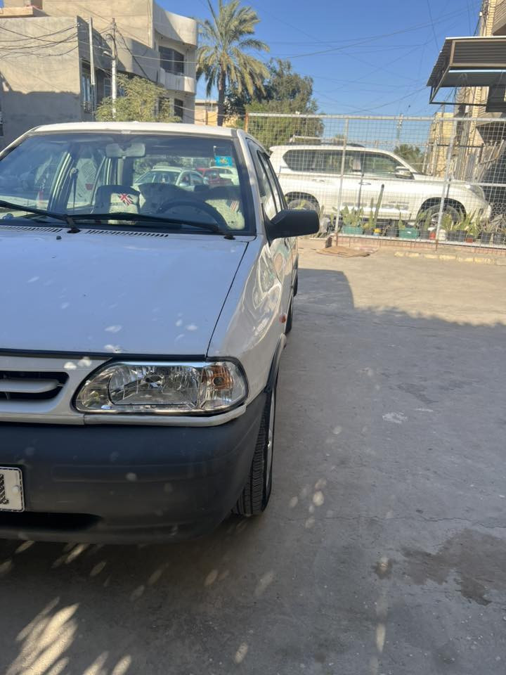 سايبه ٢٠١٠  للبيع مكاني بغداد الكرخ وشارحلك كلشي بلفديو السعر ٣٣
***********
