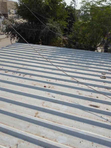 السلام عليكم سندويش للبيع الطول 5 ونص وعرض 6 نظافه 90% حي العسكري رقم الهاتف ***********
