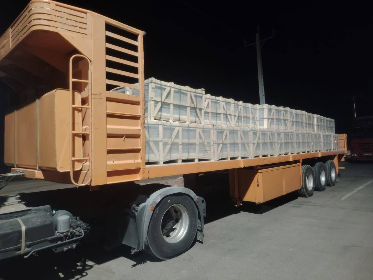 عربانة عمل حدادية شاصي 14
دناكير 14تخم تاير طول 12ونص 

‏‪***********‬‏ ابو قيس الخزعلي
