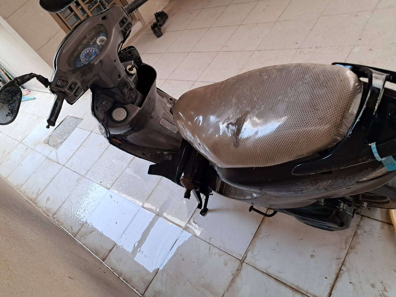 كامكو ٢ ١٤٠
٣٧٥ بيه مجال شي قليل
شعله معدل 
يرادله الحيم صالنصه تكعيد كفرات 
نوزل 
بغداد ابو غريب شارع زيتون 
***********
