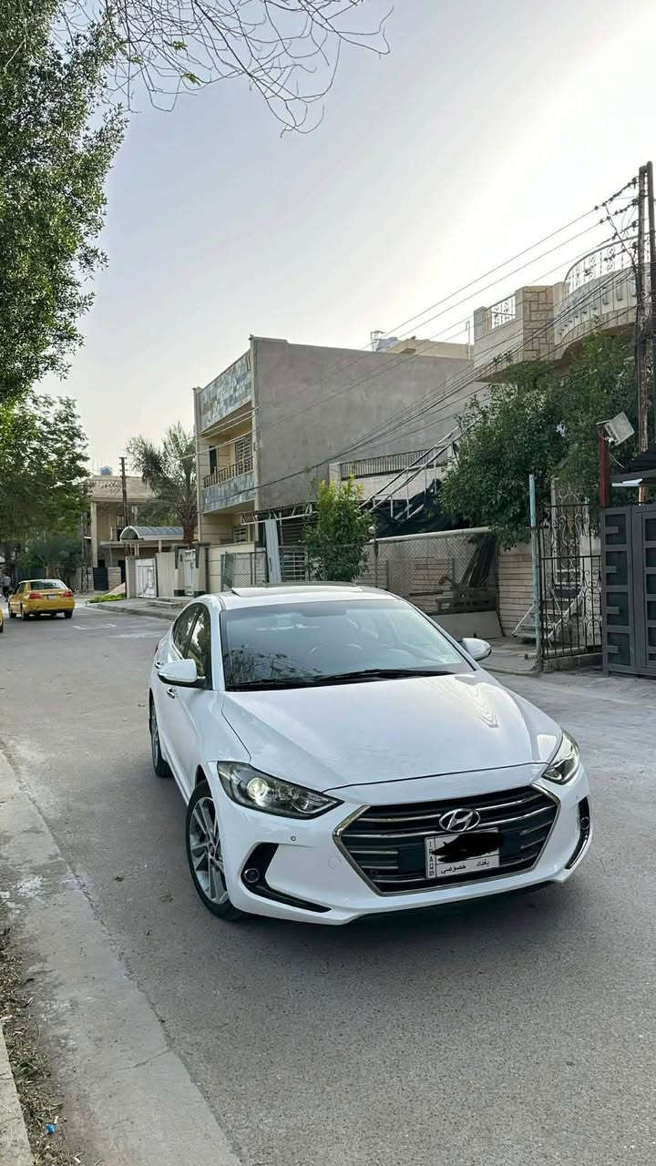 هيواندي النترا 2017 وارد ايراني 

عداد المشي :80الف كيلو 

مكفوله من صبغ 

فول مواصفات 1/1

بصمات 

تشغيل عن بعد
 
كشنات تدفئه+تبريد (4كراسي)

رادارت +تحذير 

لايت زنون led

شاشه اعطال

ستيرن تدفئه
 
انطمه قياده

تبريد بيانو 🎹 

سلايد روف 

مكان السياره بغداد الدوره

‭***********

السعر ١٦٥ وبي مجال بسيط الشراي بغداد, العراق
