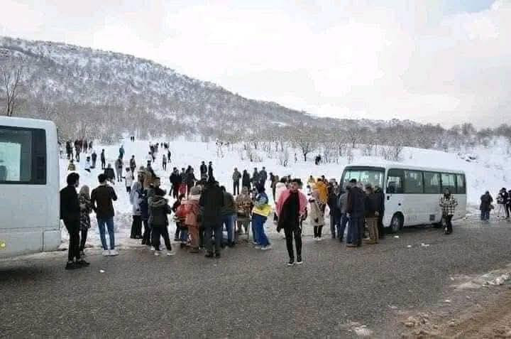 رحلات سفرات سياحه الى دهوك او اربيل من الموصل
‼️احــجـز من الان المقـاعـد محـدوده‼️
متوفر حجز عن طريق الوتساب *********** 
🔴حافله خاصه للعوائل 
 🔴 حافله خاصه لشباب 

1️⃣ دهوك جبل كاره وداخل النفر (8) الف  جمعه ثلاثاء
2️⃣اربيل جبل كورك ومصايف نفر (8الف) جمعه ثلاثاء
3️⃣مبيت دهوك يوم ليله نفر (25) الف كل يوم الجمعه
4️⃣اربيل مبيت نفر  (25) الف نطلاق يوم الجمعه

#_برنامج (1) دهوك_جبل_كاره_الثلجي داخل نفر 8الف
(جبل كاره الثلجي  _ مطعم _ دهوك مول_ 
حديقه الحيوانات _  فاملي مول
جبل زاوه او سد دهوك ختياري نفر الفين
نطلاق كل يوم الجمعه / الثلاثاء 
نطلاق ب 8 صبح الرجوع باليل

برنامج الثاني اربيل جبل كورك مصايف نفر8الف
(جبل كورك_او حاج عمران_مطعم_ شنكل بانه- مصيف بيخال _ كراند ماجدي مول) 
نطلاق كل يوم الجمعه
نطلاق 8 صبح الرجوع باليل

دهوك مبيت يوم ليله سعر النفر (25)الف 
تشمل النقل والفندق والفطور الصباحي
( جبل كاره الثلجي _استراحه مطعم _سد دهوك _مدينه العاب دريم ستي_حديقه الحيوانات _جبل زاوه اختياري _فاملي مول 
اليوم الثاني 
الى زاخو. مصيف برخ_ مصيف دشتتاخ- مصيف شرانش
جسر العباسي - كورنيش زاخو  - سوق زاخو الاثري
بعد رجوع 
نطلاق كل يوم الجمعه 

اربيل يومين (25الف النفر) البرنامج 👇
يشمل نقل المبيت فطار صباحي
🗻جبل كورك الثلجي _
🥶المناطق الثلجيه حاج عمران
 🏙وحسن بيك الحدوديه _
 سوق القلعه _مجدي مول _
🎡بارك مناره _🎡مدينه العاب
 🎡مجدي لاند_كراند مجدي مول
 🎡اكبر مول بل عراق _فاملي مول 

الحجز يكون عن طريق الماسنجر او الواتساب 
————🎈🔸🎈🔸🎀🔸🎈🔸🎈————
المعلومات المطلوبه للتسجيل : او ابعت صور هويه
1️⃣الاسم الرباعي :
2️⃣اسم الام الثنائي :
3️⃣ المواليد :
————🎈🔸🎈🔸🎀🔸🎈🔸🎈————
اهلا وسهلا تنورنا بكل وقت
للحجز اتصل *********** 

واتساب.  ***********

عـنوان التـجمع الكـائن :
📍الموصل الجانب الايمن يم مجسر الجديده
 الموصل حي النور يم مشويات يونس العمر / 
بالجامعه يم نفق مقابل مطعم طماطه
