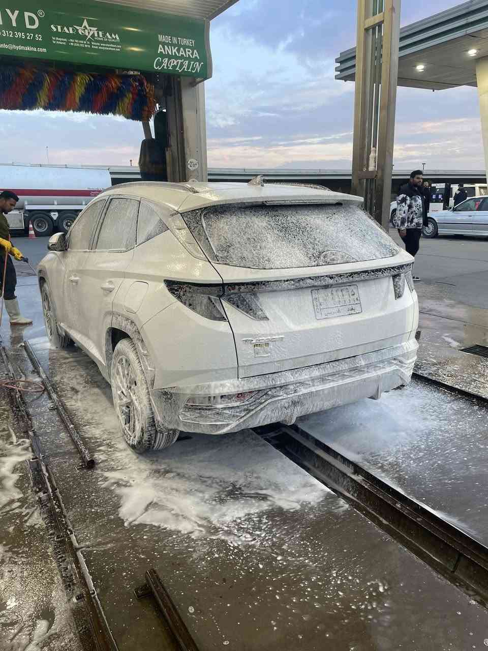 هونداي توسان ٢٠٢٣ خليجي فول مواصفات بدون بنوراما 

مكفوله ماعده بيها بارد بل باب الخلفي جدا جدا بسيط 

بردات خلفيه 
تبريد قطعتين 
تشغيل عن بعد 
بصمات عدد ٢ 
دشبول ايباد 
شحن لاسكلي 
محرك ٢٠٠٠ دوش 
رقم بغداد باسمي مشروع وطني 
كار بلي 
كامره دواره 
فول Led 
مري شفط 
ويل كب عدد ٥ والسبير المقدس مانازل 
ماشيه ٤٤ الف حقيقي قابل لزياده 

مكانها بغداد بسمايه 
رقمي ***********

السعر ٢١٠ وبيها مجال
