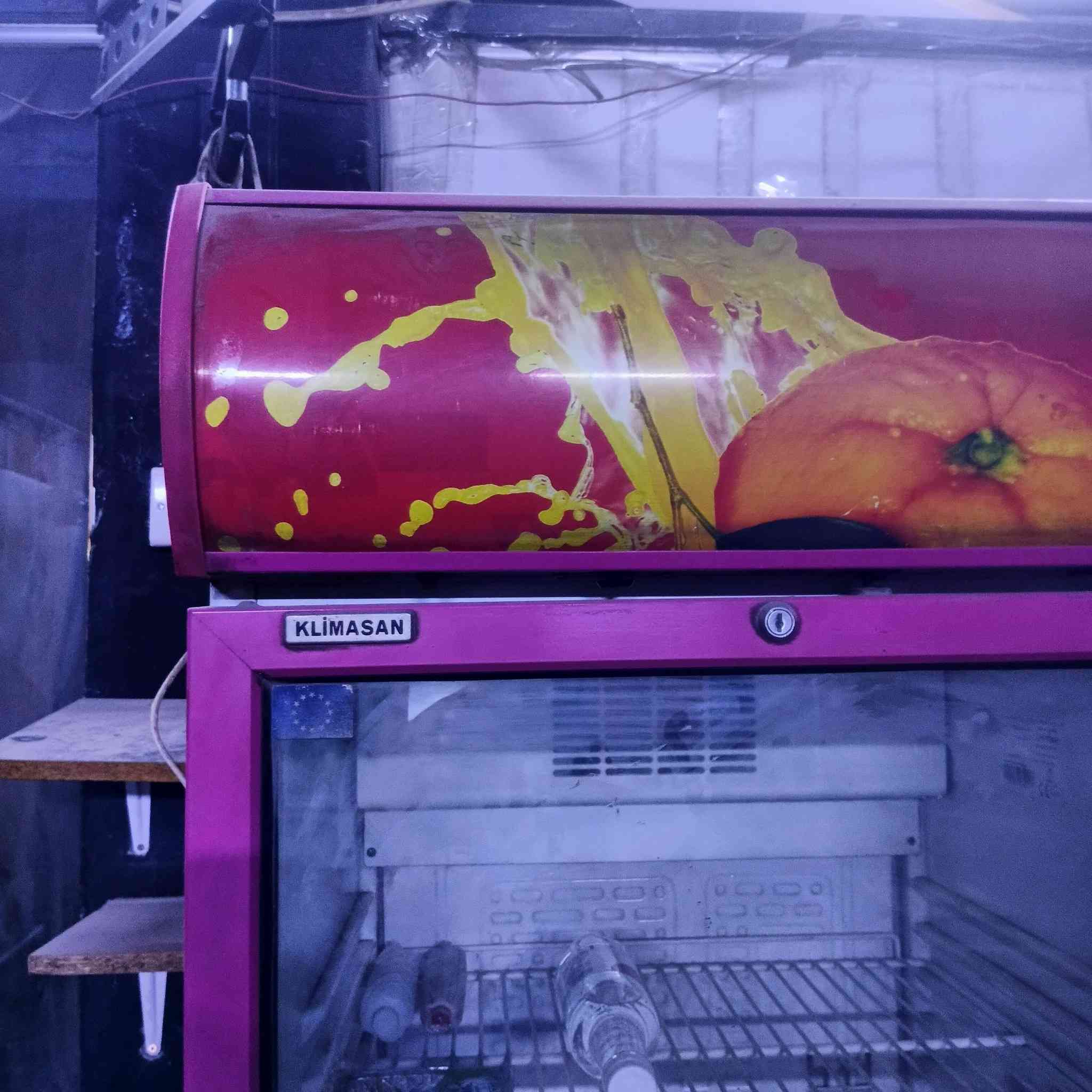 السلام عليكم
عارضه للبيع نضيفه جداً استخدام بسيط شرط الفحص 
العنوان بغداد السعر 350
تواصل واتساب ***********
