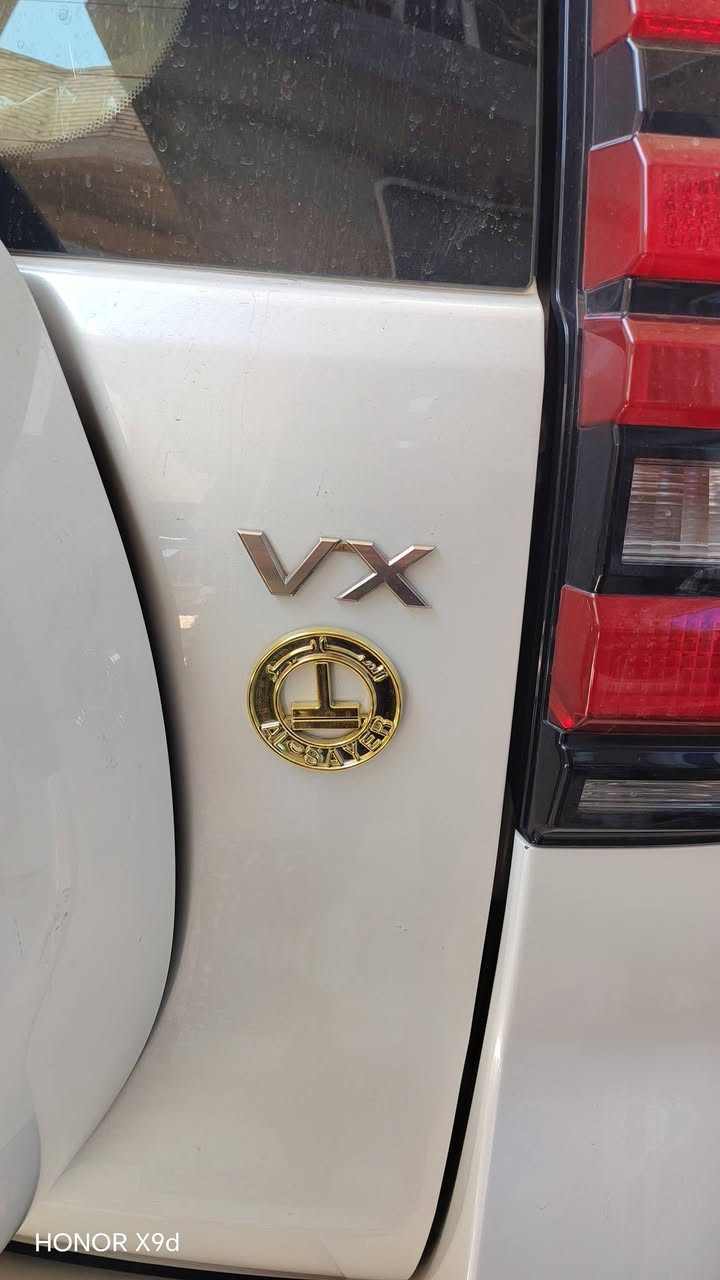 السلام عليكم ورحمة الله وبركاته من رخصة الادمن المحترم لاندكروزر برادوا 2020فئة VX كويتي جديد وضع الشركة ماشية ٥٤ الف حقيقي كامل مواصفات بعدها وضع الشركة صور السونار أيضا موجود سعر 41ونص وبيها مجال بسيط للاستفسار الاتصال على الرقم ***********
