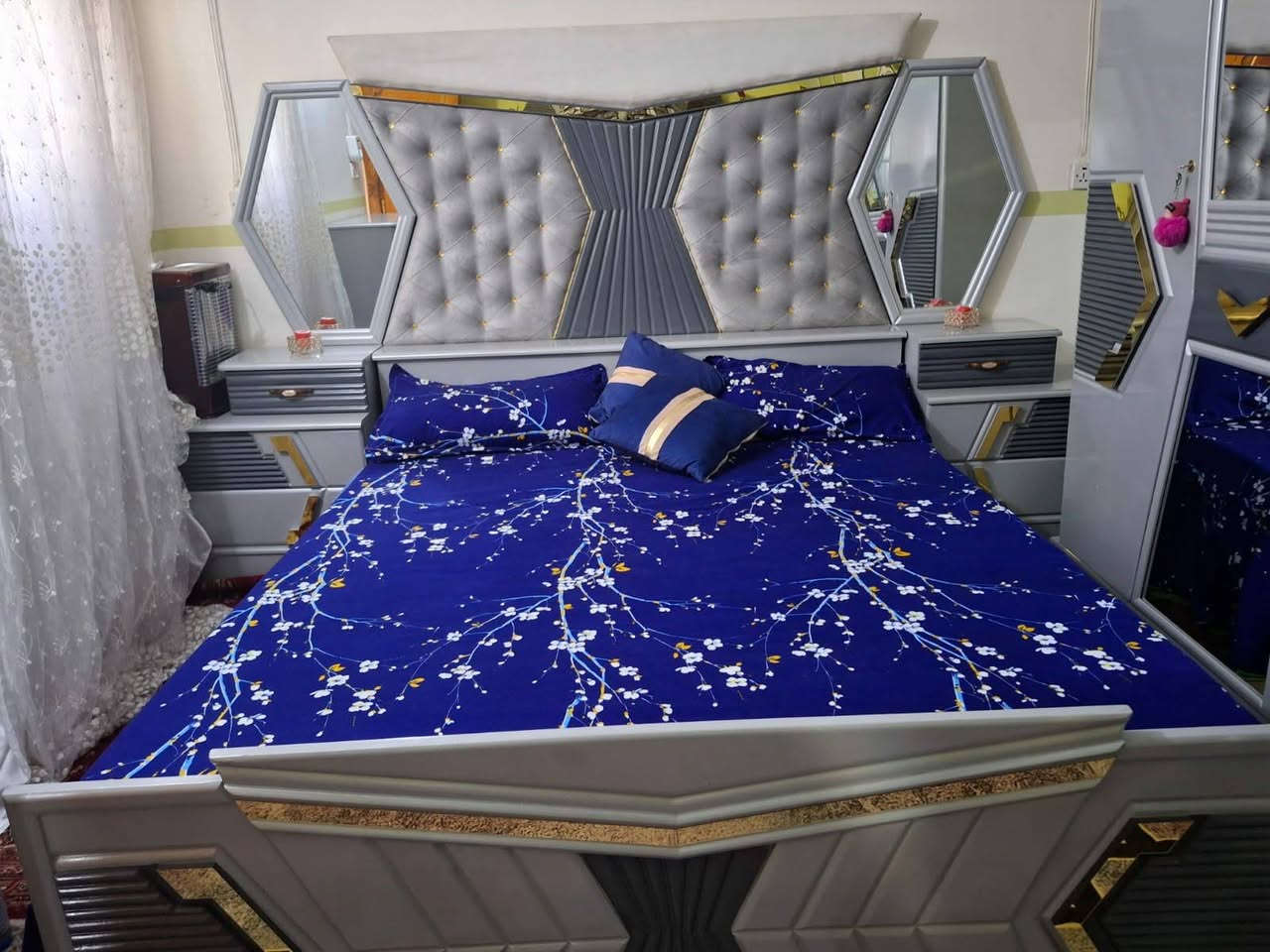 السلام عليكم غرفه صاج تكمه نضافته 98 كلش نضيفه مستخدمه 3 اشهر صاج درجئ اولى تصميم تركي السعر 900 البكان بغداد الحريه الستفسار ***********
