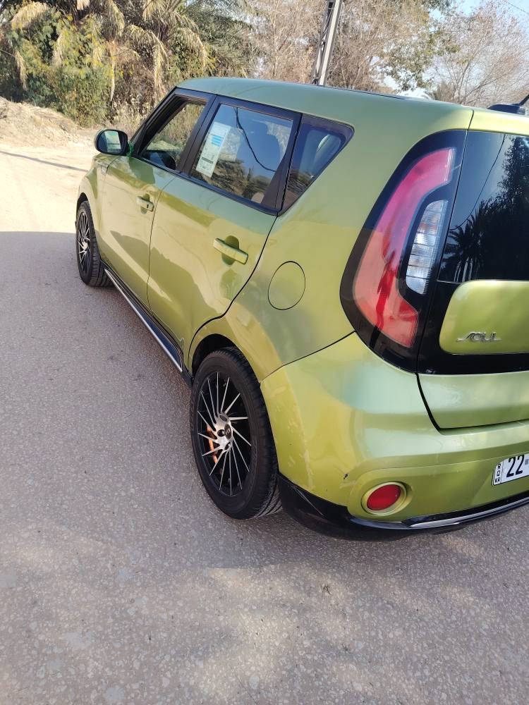 السلام عليكم 
كيا صول
موديل 2018
رقم أربيل دولي
ستوه داخله هزه
بدووووون ايرباك
بدون تبديل كلها ليبل واحد 
المواصفات
شاشه  
كامره
تحكمات ستيرن جهتين
تبريد بيانو
ويل كب 
السياره جديده جداً
بيها فقط بنيد صبغ نفسه بدون تبديل و بدون فتح و شويه بالدور الخلفي 
مكاني :النجف - كوفه 
السعر 118 وبيها مجال 
*********** النجف, العراق
