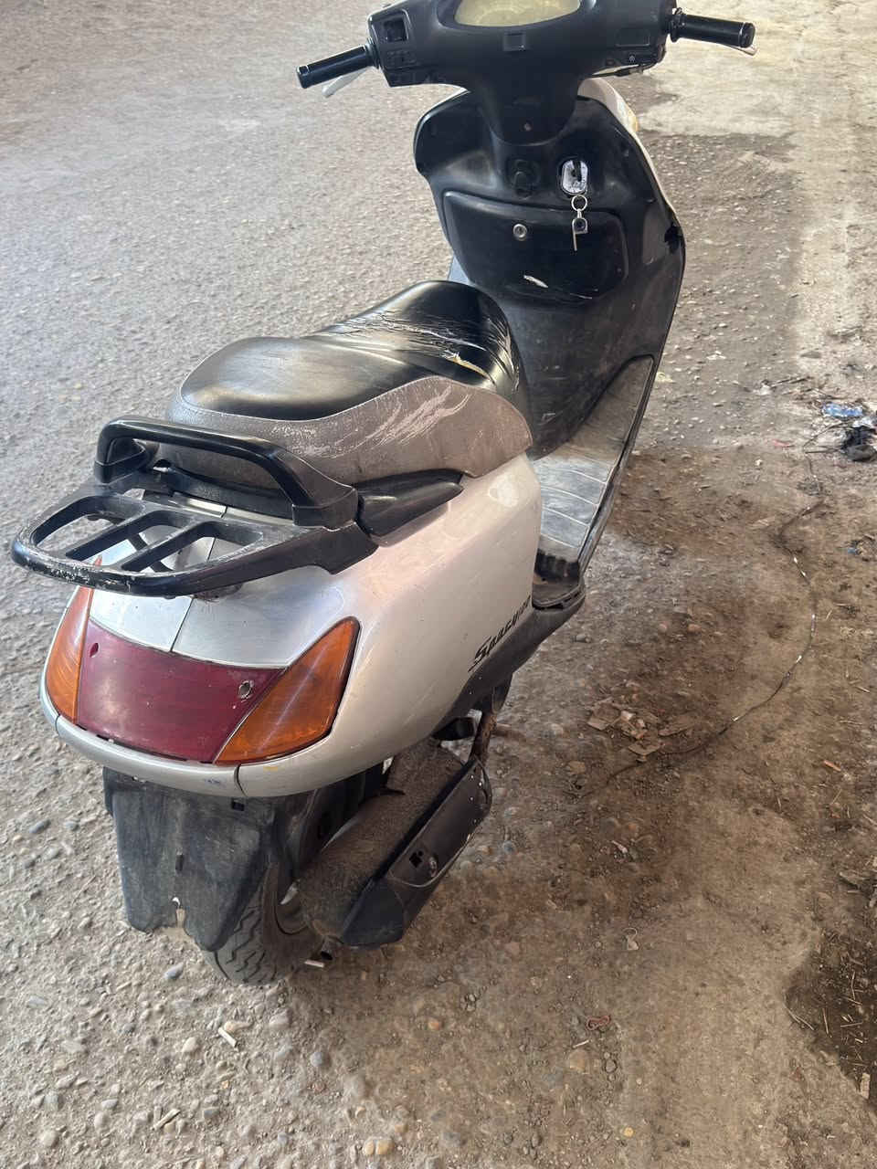 سبيسي ياباني مجفته  رايمر مكينته ناعمه  جاهزه مابيه نقص شغاله سلف كهربائيات كله شغاله ب 400 وبيه مجال مكاني كوت العزه القديمه الشراي يتصل ***********
