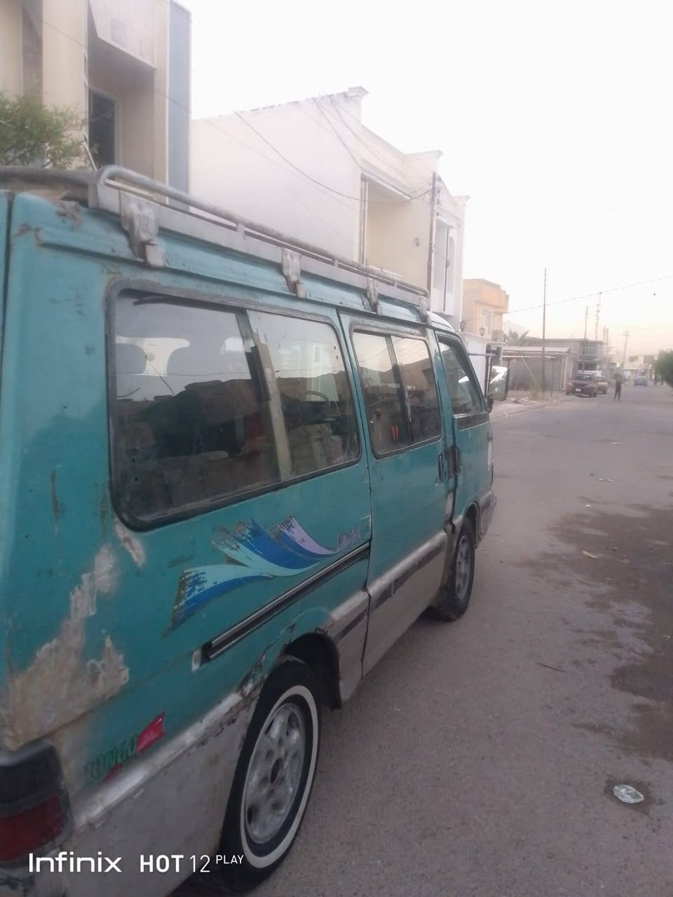السلام عليكم كيا بس للبيع موديل 93 سياره جاهزه خير من الله محرك جير اكسن مقفولات سياره محرك جالكسي الماكولات كفاله عامه ثانويه من 2018 مكان بغداد المدائن سلمان باك يارا من ايدك في الشارع سعر ب 18 ورقه رقم الماني ***********
