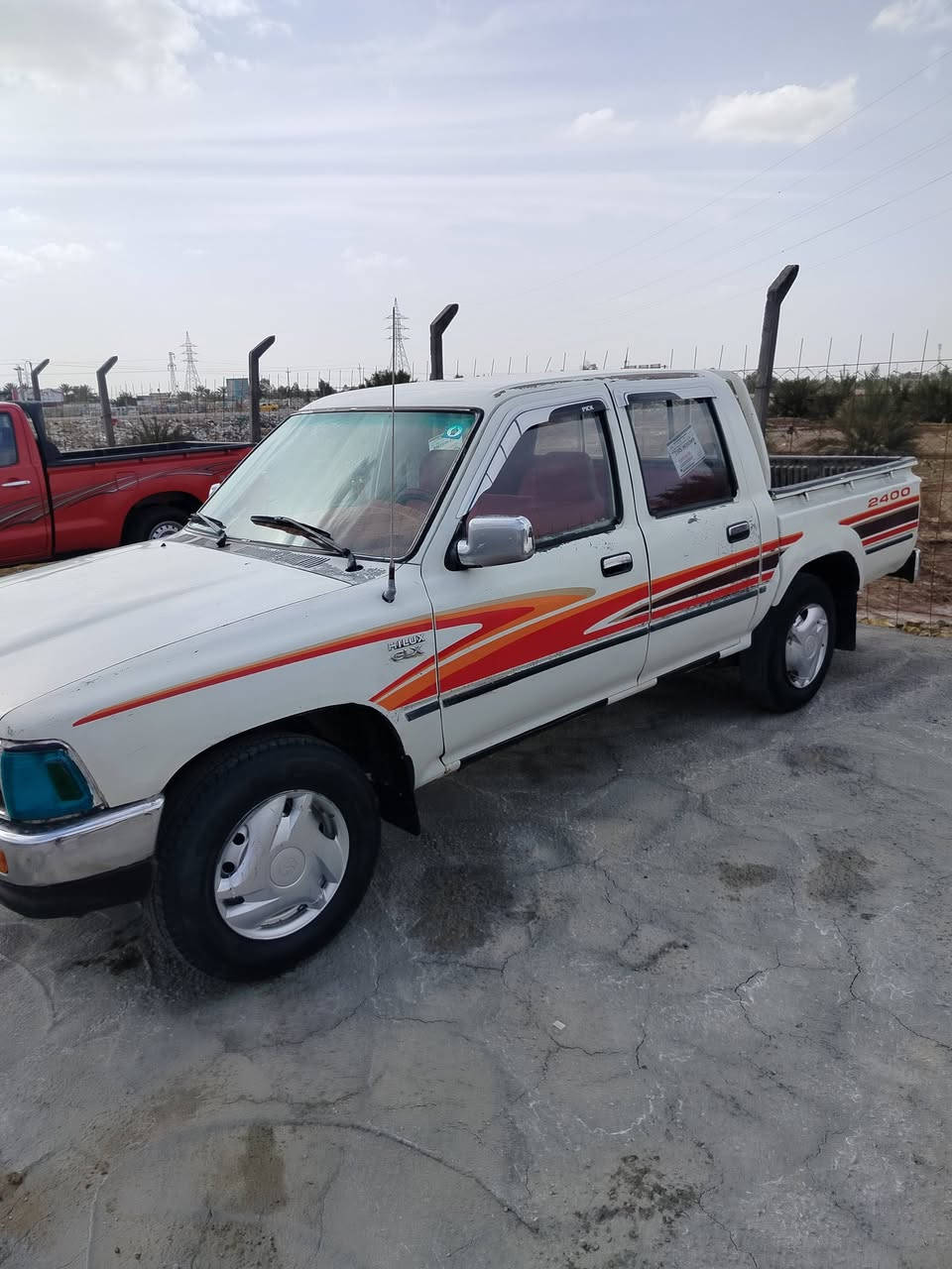 سلام عليكم بيكم للبيع موديل 92 سياره نضيفيه خير من الله مكفوله من الكلبه والضربه وكير ومحرك وشاصي كفاله رقم ذي قار انكليزي وتحويل ثاني يوم مكاني ذي قار الرفاعي سياره جاهزه كهربائيات كلها شغاله بيع او مراوس سعر 65 وبيها مجال للستفسار ***********
