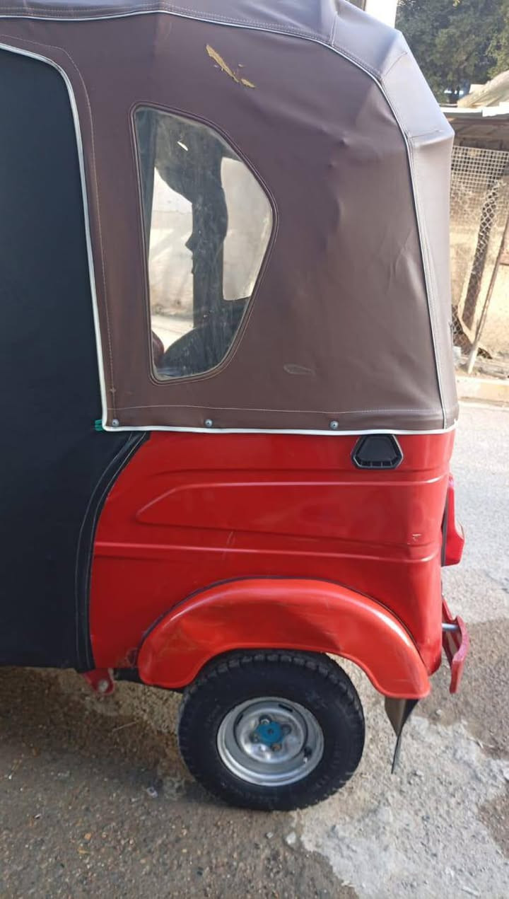 السلام عليكم تكتك ٢٠٢٢نضيفه وخير من الله مرقمه بسمي بكاني بغداد الكماليه السعر ٨٥٠٠وبيه مجال ***********
