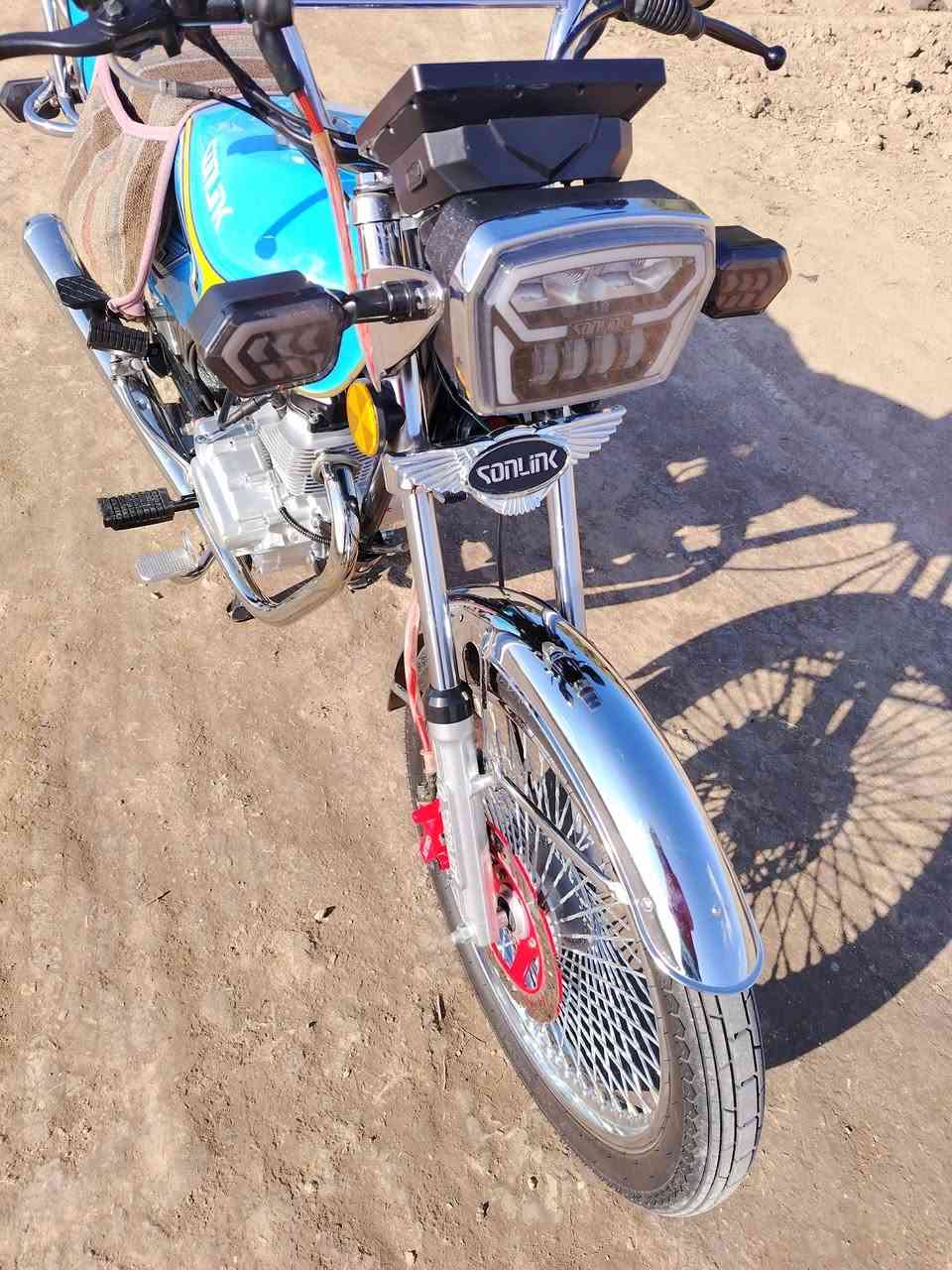 تايكر سونك موديل ٢٥ نضافه فول شغاله كلها مكفوله كفاله عامه السعر ٧٥٠ مكان قظاء سومر ***********
