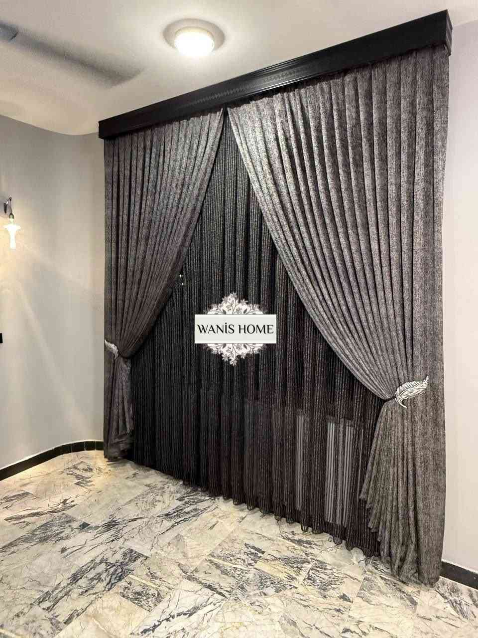 ونيس هوم للستائر 

عنوان للتألق والجمال، حيث يُعاد تعريف الفخامة بمعناها الحقيقي.

ستائر الصالة بتصاميم راقية وخامات عالية الجودة، تمنح المكان حضوراً أنيقاً يليق بذوق رفيع.
تفاصيلها تنسج سحر الفخامة في كل زاوية، لتصبح الصالة لوحة تعبّر عن الجمال والهدوء في آن واحد.

العنوان: الأعظمية – سبع أبكار –  شارع عام مقابل محطة الوقود
الهاتف: ***********
‭0776 569 1076‬ 📞

wa.me/9647851000146

#ونيس_هوم #ونيس_هوم_للستائر #ستائر_صالة #ستاير_راقيه #فخامة_الديكور #ديكور_راقي #جمال_البيت #تصميم_داخلي #اعظمية #سبع_ابكار #بغداد #المنصور #الكرخ #ستائر

