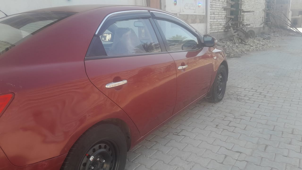 سلام عليكم سيراتو موديل 2009 قطع صبغ بدون داخل. السعر 73 بيها مجال ***********.الشعله.. بيع مراوس
