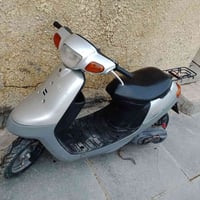 دراجه بطه ياماها ياباني دراجه حلوه ونضيفه كامله كل شغال بيها سعرها 350...