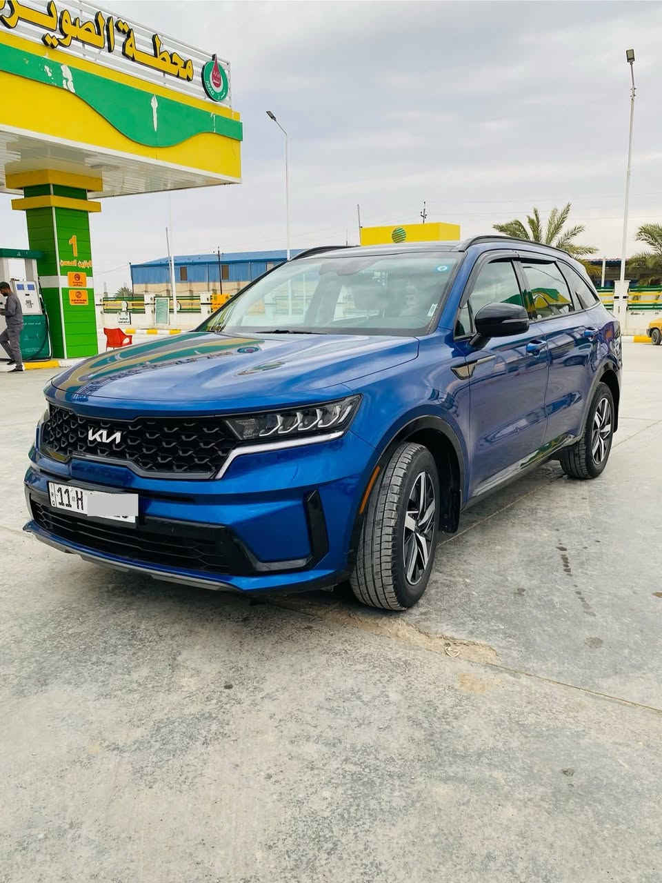 السلام عليكم للبيع فقط سورنتو وارد امريكي موديل 2023
فول مواصفات فقط الجنطقه مو كهرباء 
محرك 2500cc
مواصفات 
تشغيل عن بعد
جلد
فتحه سقف بانروما 
بصمه تشغيل 
سبع راكب
بصمه ابواب 
تحكم ستيرن جهتين 
كشنات جلد 
كامره خلفيه 
مانع انزلاق 
تحديد مسار 
مانع تصادم 
مكابح طوارئ تلقائي 
تحذير نقطه العمياء 
نظام تحذير عند المغادرة
رادارات امامي وجانبية 
حساسات خلفيه
اريل نفكيشن
لايت 4 عدسات   
داخل لونين 
التفاصيل كلها بالمنشور سياره جديده وحادثها كلش بسيط فقط قبق الجنطه  تعتبر كلين هيج ضربه فقط الايرباك مال الستيرن طاك 
مرقمه بغداد تحويل مباشر ماشيه 53
سعرها 230 
للاستفسار الاتصال 

***********
