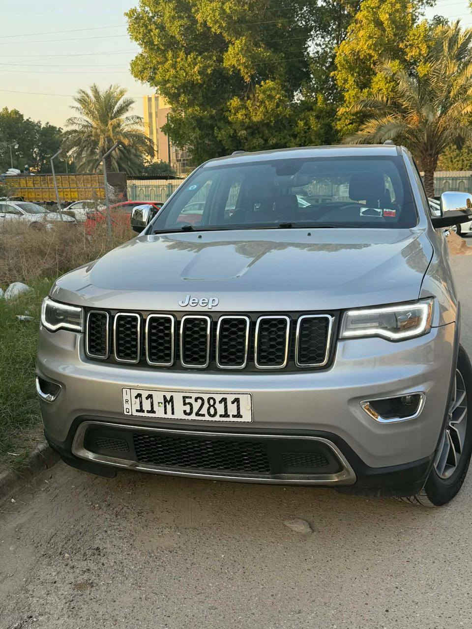 السلام عليكم
جيب شيروكي لمدد
تبديل فقط البنيد اصلي 
نصف باب 

مديل 2021

فول مواصفات 

رقم بغداد تحويل مباشر 

مكان بغداد الدوره 

بدون ايرباك ماشيه 40k

السعر 24500$

***********
