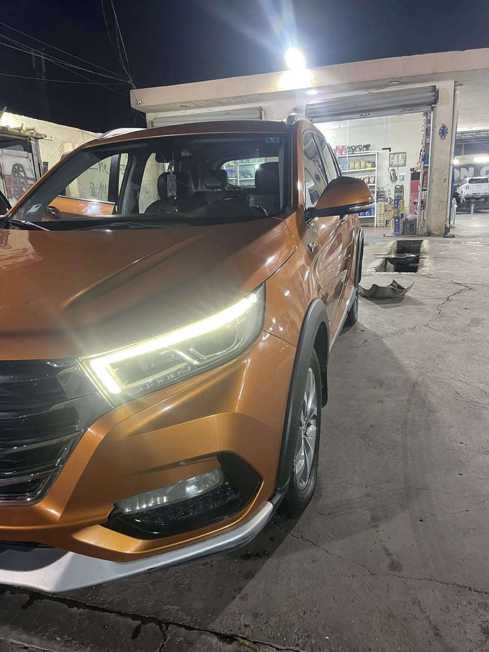 للبيع او مراوس بتكسي.   السعر   112 $ وبيه مجال

سلام عليكم بايك سينيوفيا x65 2020 مكفوله كفاله عامه  باسمي ثاني يوم تحويل

محرك تيربو 2000 ياباني   ميتسوبيشي

بانوراما قطعتين

تبريد قطعتين

اشاير مري

كشنات جلد

تحكم ستيرن

شاشه كبيره

شفت ستيرين 

السعر 112بيها مجال 

للاتصال او استفسار ***********
