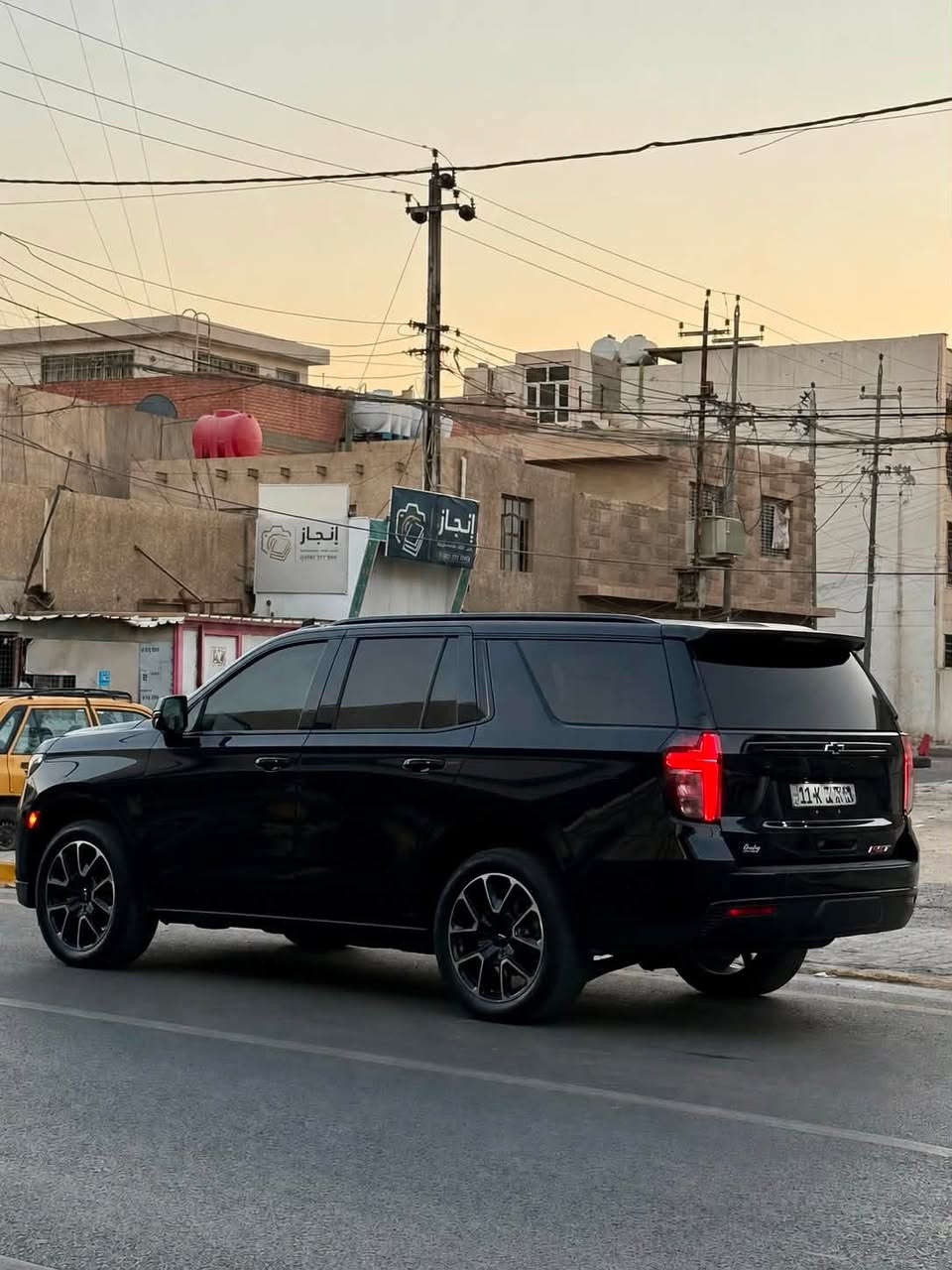 سلام عليكم
للبيع تاهو وارد امريكي 2023 RST فول مواصفات 1/1 لونه اسود كذاب  حادثه بارد بالجاملغ الامامي فقط الدعاميه الاماميه مصبوغه ارباك راجع سستم 
ماشيه 23 الف بعده ع وضع الشركة 
مكينة 5300
رقم بغداد باسمي هزه وسنوية جديد 
مواصفات 
بنوراما 
كشنات جلد +vip منفصل + تدفئه تبريد 
دسبول دجتل 
خزن ميموري 
دوس كهرباء 
صندوك كهرباء 
5 كامرات زائد رادارات 360 درجة 
4*4 ماوس فور ويل 
وبعد بيه مواصفات 
مكان السياره بغداد المشتل 
صور الحادث والسعر ع واتساب 

***********

