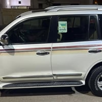 لاندكروزر • ٢٠٠٨ محدث ٢٠١٥ • مشي ٢١٠٠٠٠