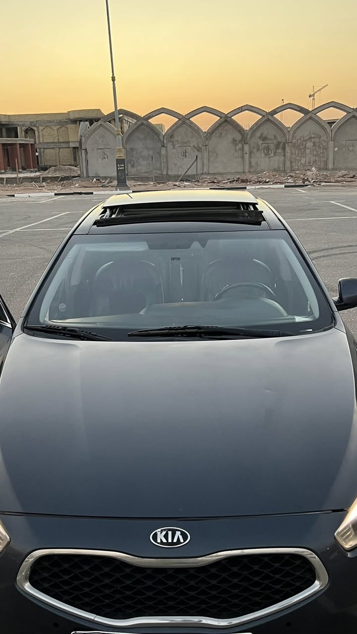 كيا كادينزا موديل 2015 للبيع مواصفات الفول بيه قطع صبغ اثرجراد ابيع احزام سعرها 118 $ 
للتواصل واتساب ***********
