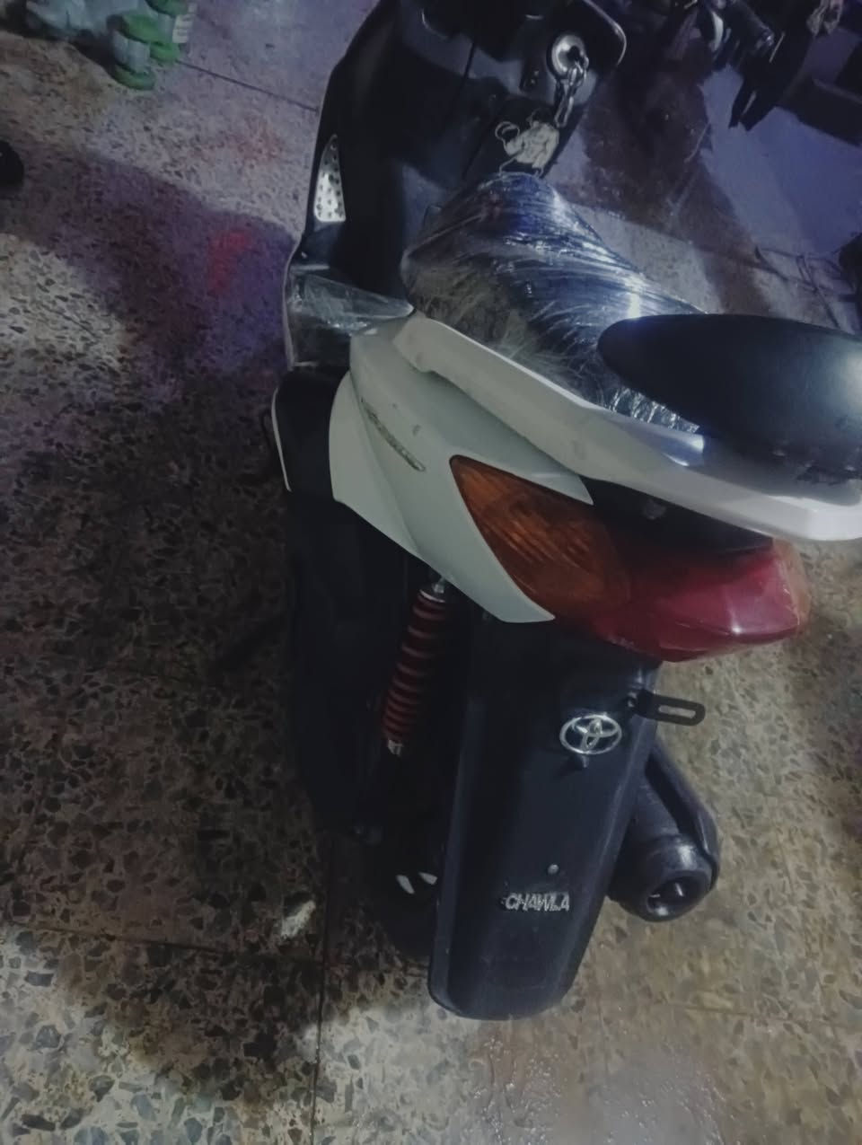 سلام عليكم من رخصت لدمن عندي دراجه سكنس نثيه 14سرعته كهرباياته كله شغاله محرك  مامفتوح عارضه550وبيه مجال مكاني بغداد لعماري يام سوك معمل لتمر ***********
