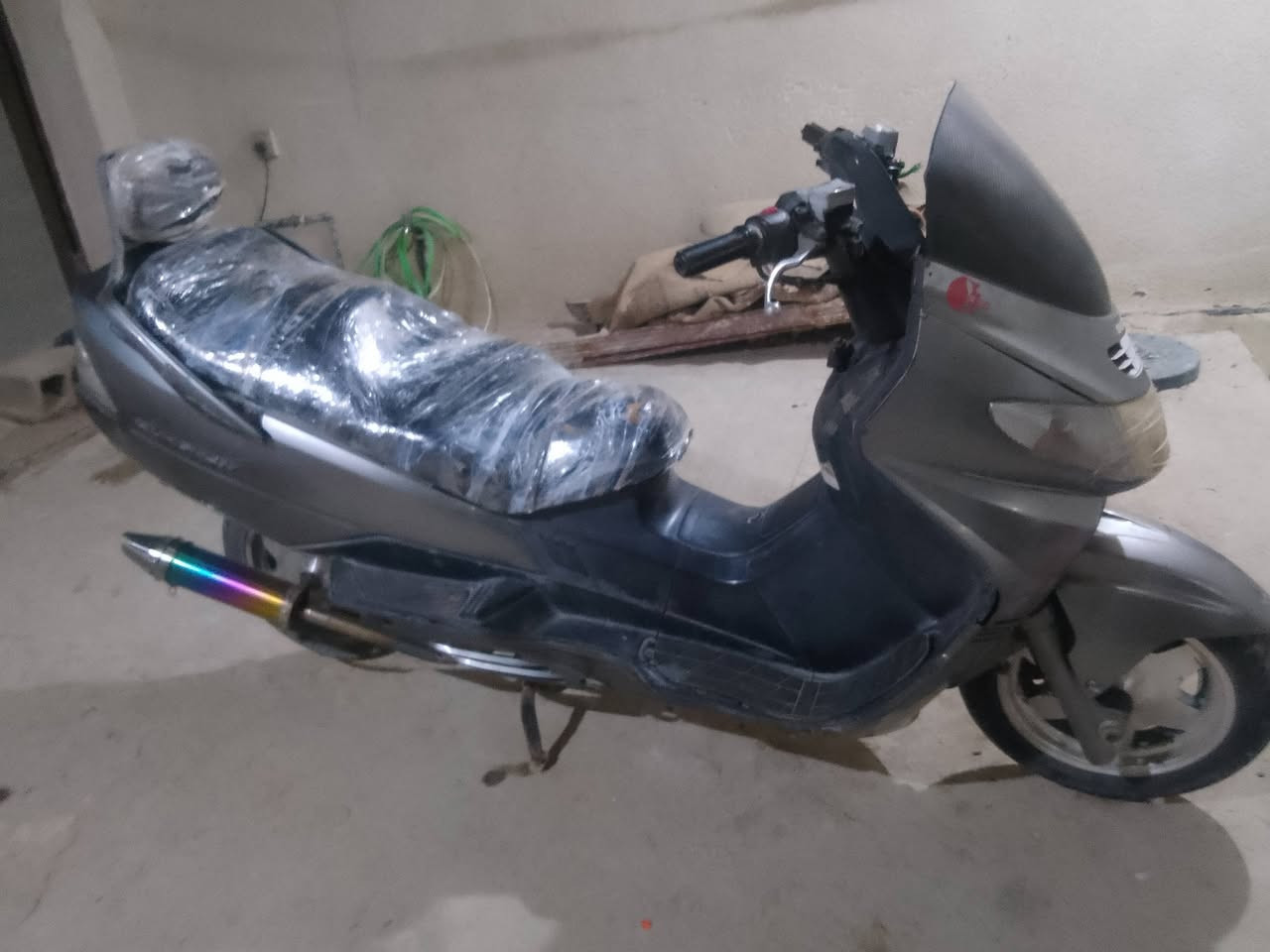 دراجه سكاي شلعه ومعدل مال جناي كهربائية كلهه شغاله تايرت جداد بريكت بل مكان الايت عالي وناصي ورماش مكان كوت السعر خاص صالنصه رياضي***********
