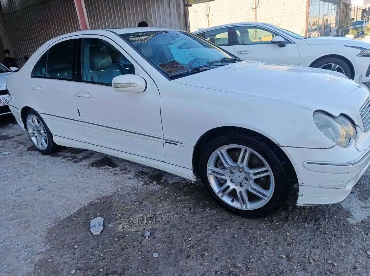 مارسدس230  فول مواصفات رقم بغداد مشروع وطني بدون ضربه جاهزه سياره  سعر 60 موديل 2006 مكفوله سيارهه
***********
