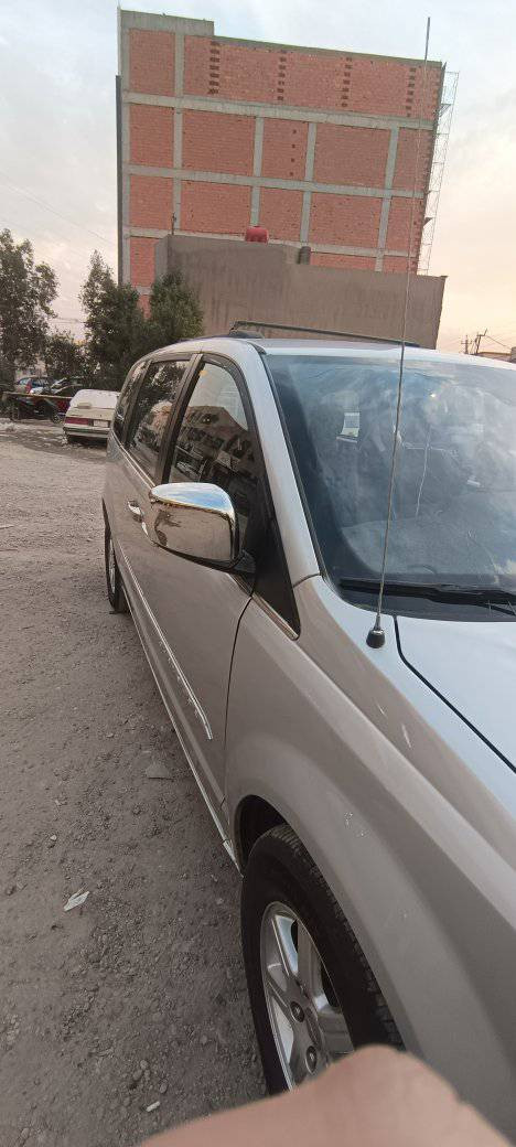 سلام عليكم كرايسلر موديل 12 فول مواصفات محرك 3600 كير مكفول بيبان وصندوك كهربائيه سيارة حادث جاملغ وبنيد من جهه سائق صبغ بجم أثر جراد سعر 120ورقه شراي اتصل ***********
