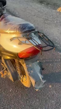 دراجه بيجي للبيع  السعر 300 وبيه مجال  الرقم‏ ‪07816273299‬‏