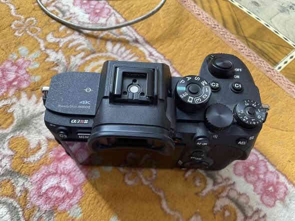 كاميرات سوني مستخدم نظافه 95‎%‎ 
سوني a7R4 بدي سعره 2،200،000
سوني a7R3 بدي سعره 1،700،000
سوني a73 بدي سعره 1،325،000 
كارتون ملحقات اصليه نظافه فول اخت الجديد
مكاني بابل \ ***********
