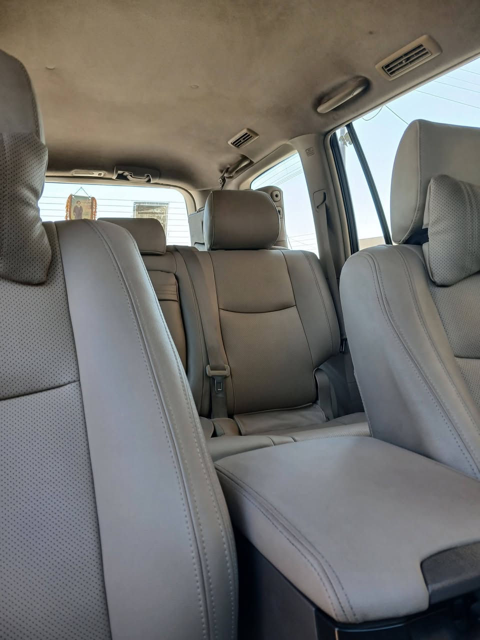 سلام عليكم للبيع برادو موديل 2008 نظيف حجم 6 سلندر رقم بغداد بسمي السعر 172 / عنوان حله النيل  ***********/***********
