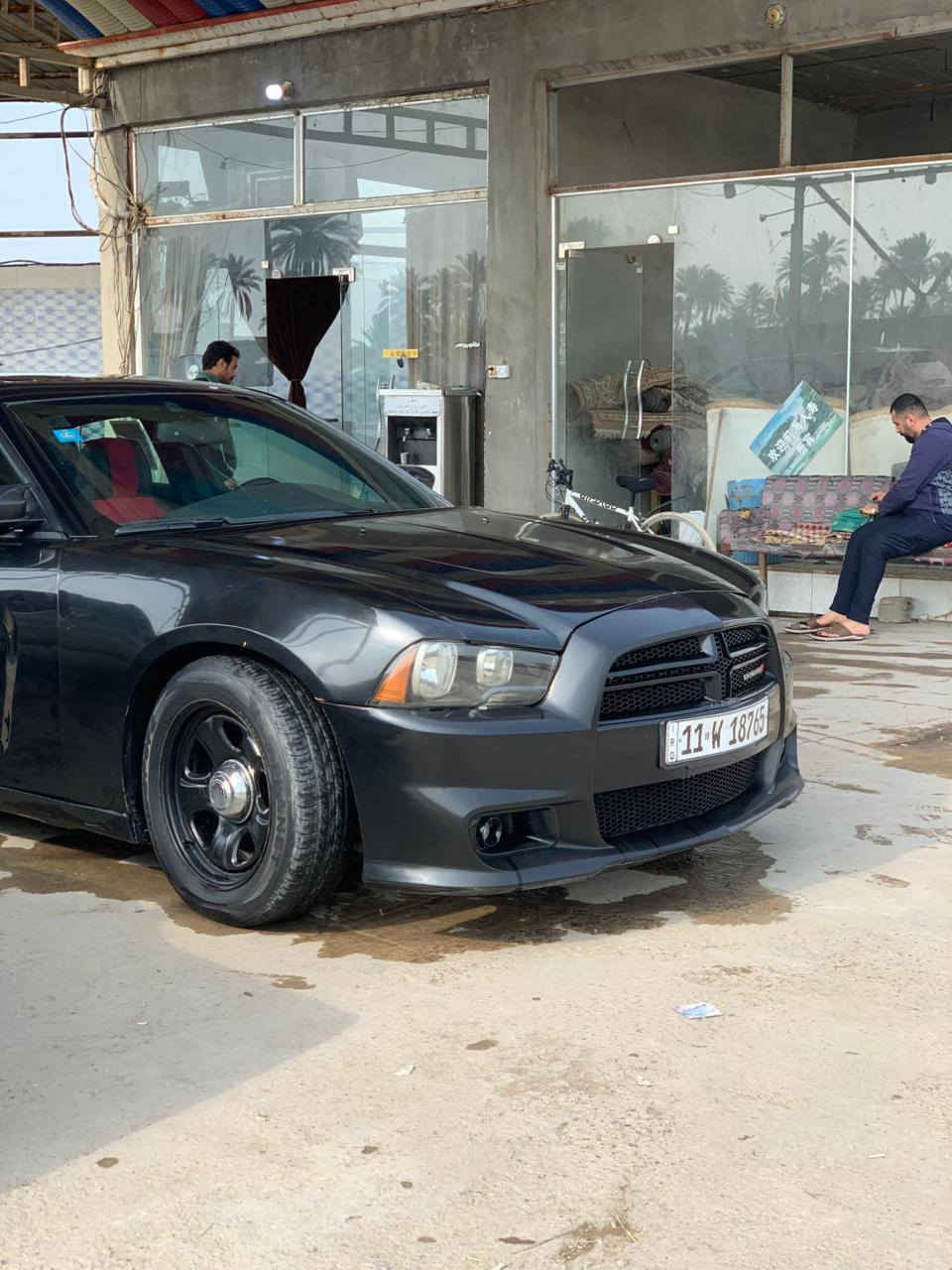 جارجر 2013 SXTبلاس فول الفول حادث جاملغ وبنيد بدون داخل وهنا بيها قطعه كلير  السياره جديده وجاهزه

.فتحه
.شاشه كبيره 
.تشغيل عن بعد 
.كير طياره
.مكينه 3600 
.كشنات حضن وكهرباء
.تدفئه تبريد كشنات
.شفتات ستيرن
.سستم صوت الباين 
.زنون عالي ناصي نهار 
.مري قلاب
.ويل 18بوليسي 
السياره جديده وجاهزه مابيها نقص برغي السعر 137وبيها مجال بسيط مكاني كربلاء ***********
