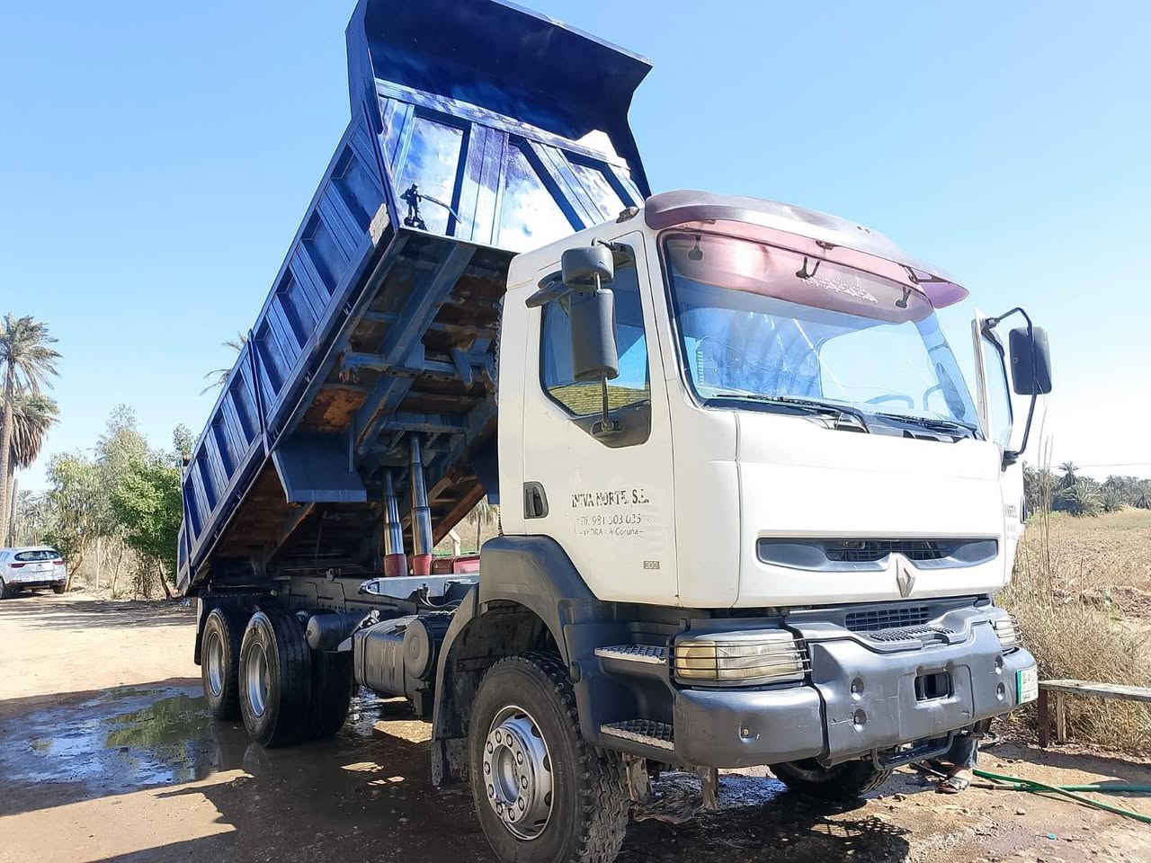 للبيع سياره رينو مديل ٢٠٠٠٠ بأم ونوزل بلادي مكفول مكينه وكير مجموعه سعر٢٢٥ ورقه راقم بغداد نشائيه مكان سياره ميسان


**إذا كنت صاحب هذا الإعلان وتريد حذفه لأي سبب، رجاءا أرسل رسالة إلى الدعم الفني**