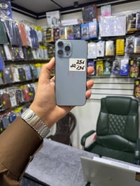 للبيع فقط 13 برو ماكس   جهاز نظيف وشرط ما مفتوح وحاسبة نورمال بدون غرا...