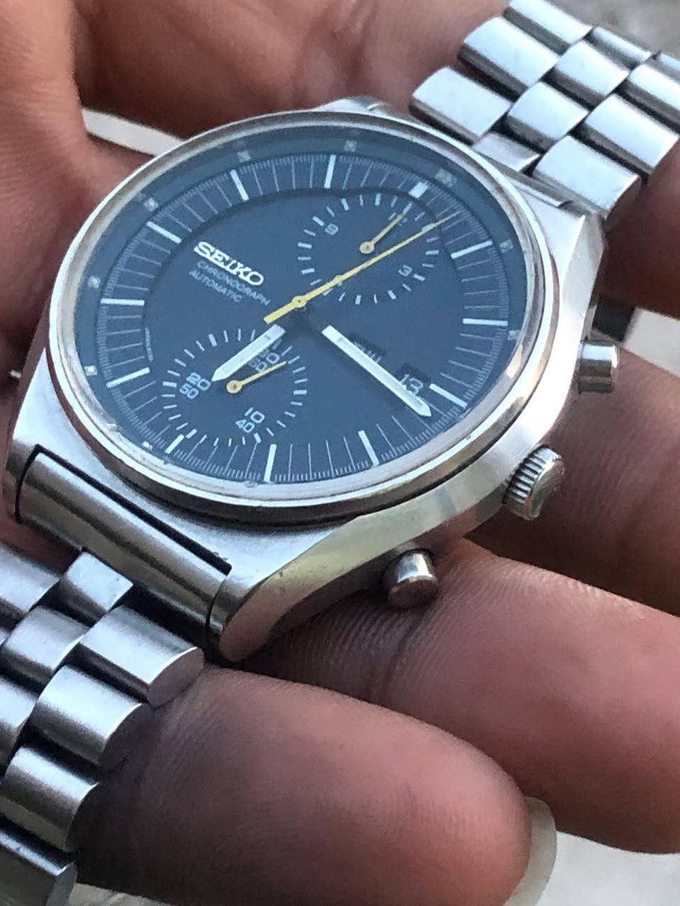 السلام عليكم 
سيكو  كرونوغراف اوتماتيك ياباني 
نافذه تاريخ يومي واسبوعي القطر 42
بلادي نظيفه جدا 
السعر 375 دولار 
يوجد توصيل


**إذا كنت صاحب هذا الإعلان وتريد حذفه لأي سبب، رجاءا أرسل رسالة إلى الدعم الفني**