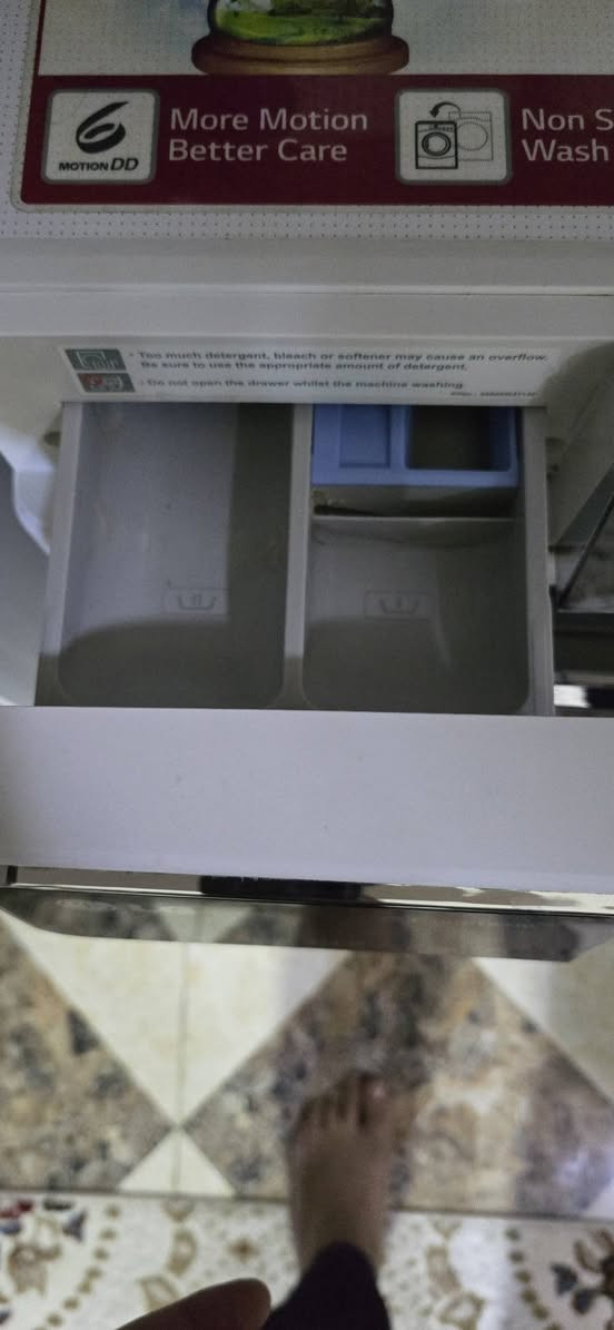 سلام عليكم
غسالة ملابس وزن 10 ونص Kg
نوع LG  استيراد خوش ناو كوري الاصلي
مواصفات الغسلة 
شاشة لمس
بخار 
برامج غسيل مفصلة
للتواصل واتساب 
***********
