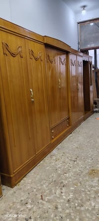 غرفه كامله • ٦ بيبان • نظافتها ٩٠٪